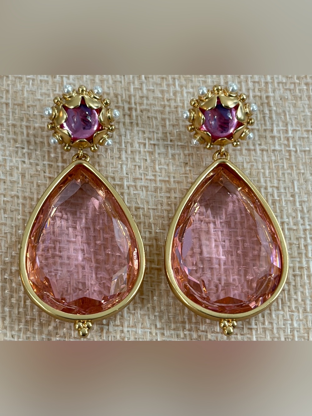 NWOT Gresham Pink Gemma Statement Gold-Tone Teardrop Crystal Drop Earrings